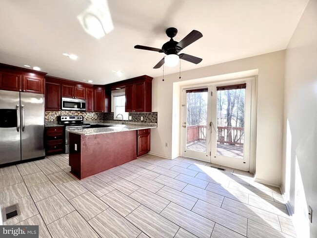 Building Photo - 1525 Templeton Pl