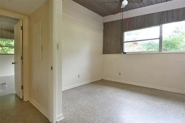 Building Photo - 2041 NW 12th Rd