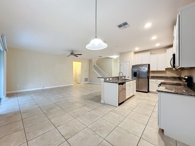 Building Photo - 15147 Driftwood Bend St
