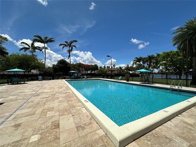 Building Photo - 5020 SW 154th Ave