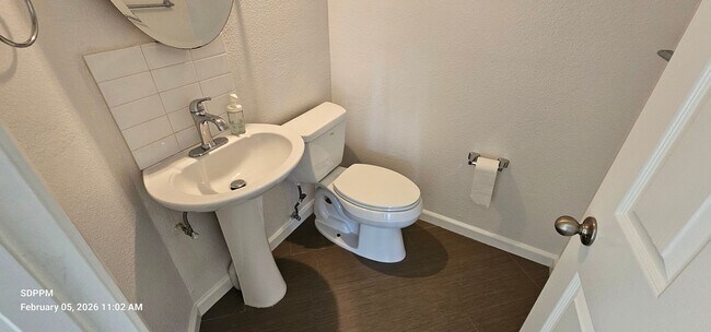 Building Photo - NORTH MIRA MESA / SAN DIEGO - Nice Renovated 4 Bedroom / 2.5 Bath House.  AVAILABLE NOW!