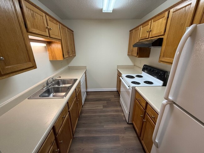 Building Photo - 6-4 Pintail Ct