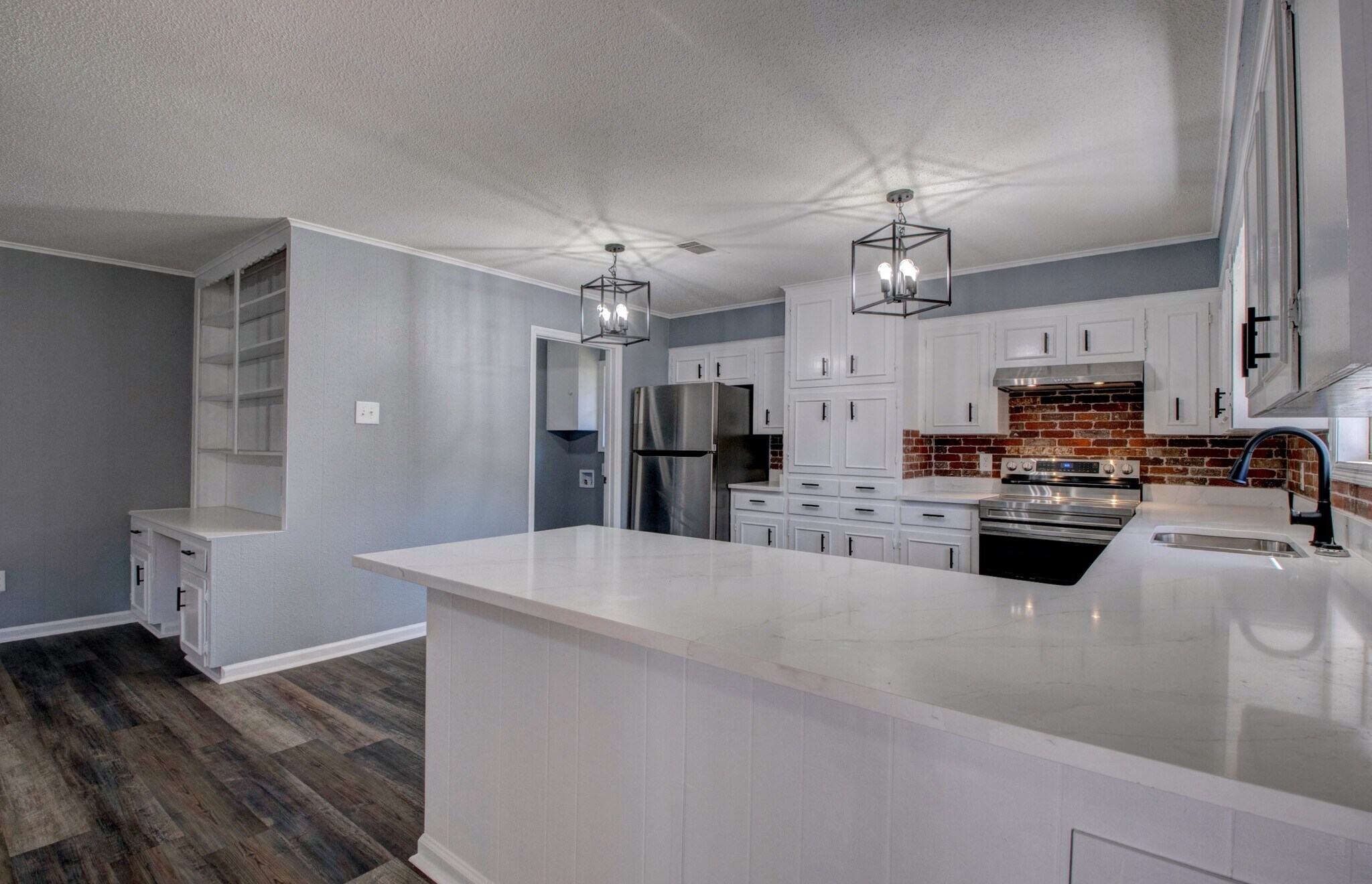 Kitchen_Newly Renovated - 11315 Ethan Allen Dr