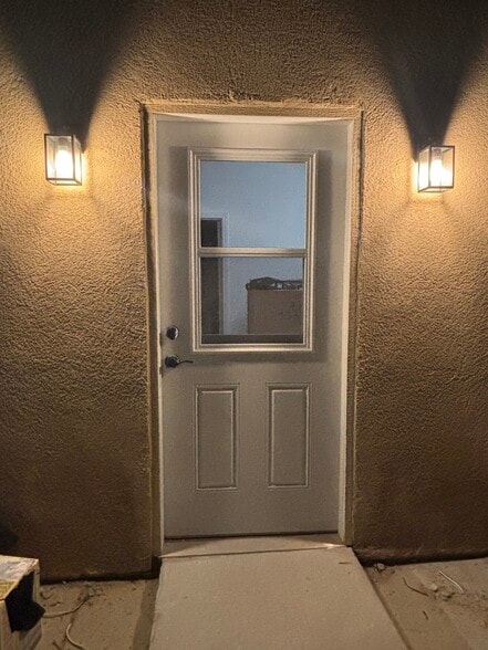 Building Photo - 3033 San Miguel Dr