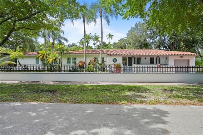 Primary Photo - 1436 Mantua Ave