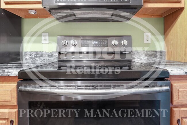 Building Photo - 1564 Plum Creek Dr