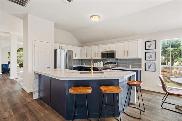 Building Photo - 7301 Beckington Dr