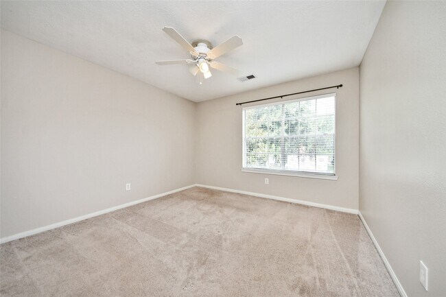 Building Photo - 2602 Desert Sage Dr