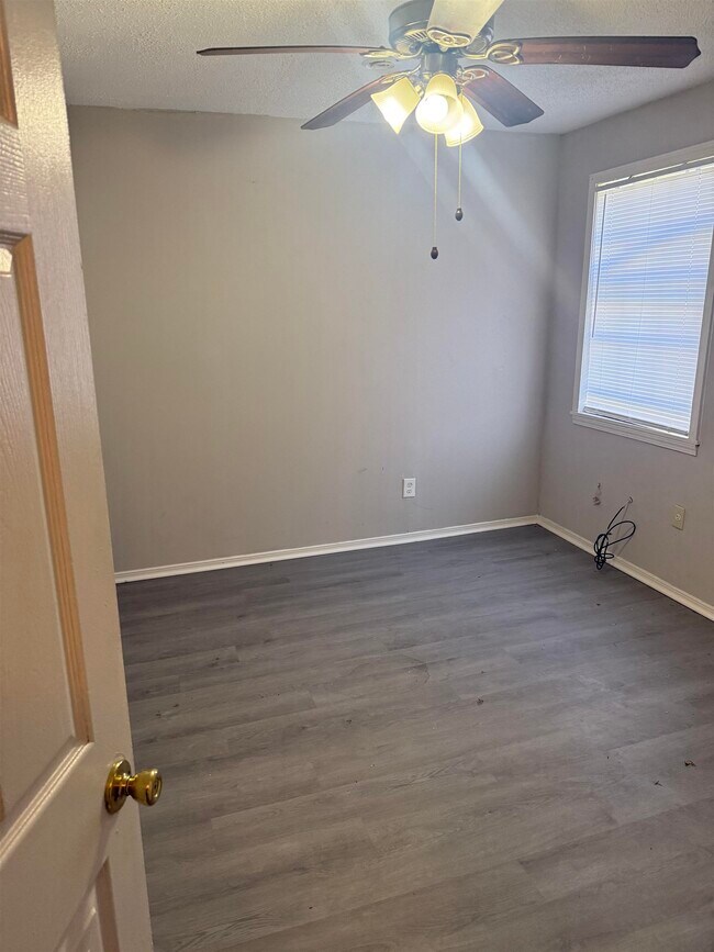 Building Photo - 273 Gaston Ave