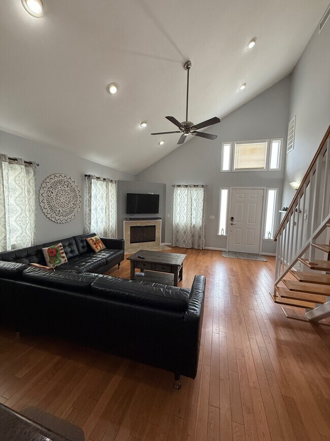 Building Photo - 15206 Chanera Ave