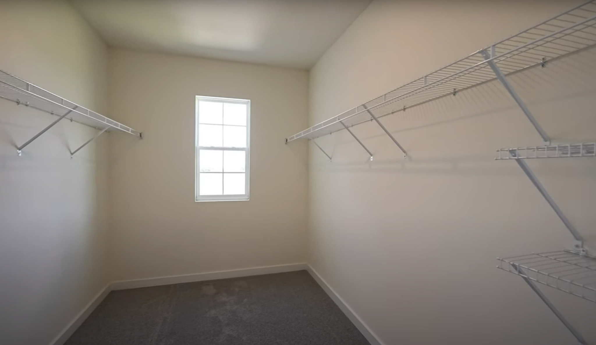 Owner's Suite Walk-In Closet - 17020 Barnwood Pl