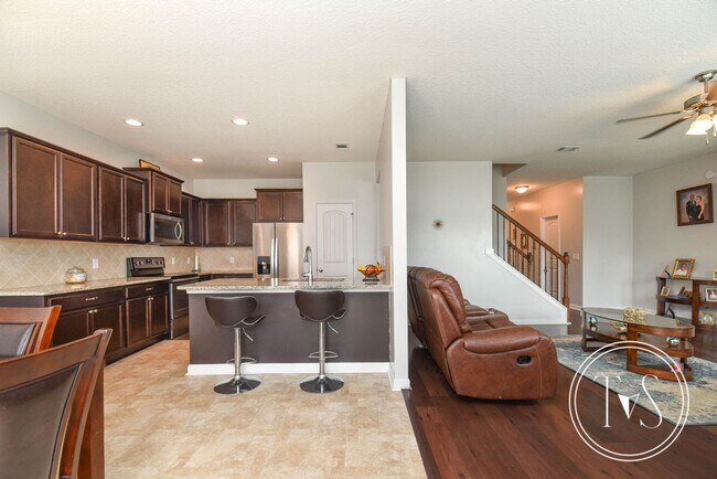 Building Photo - 1095 Marne Blvd