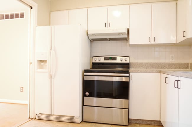Building Photo - Charming 3-Bedroom Home in a Prime Locatio...