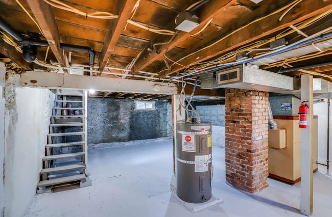 Basement - 1719 E Empire Ave