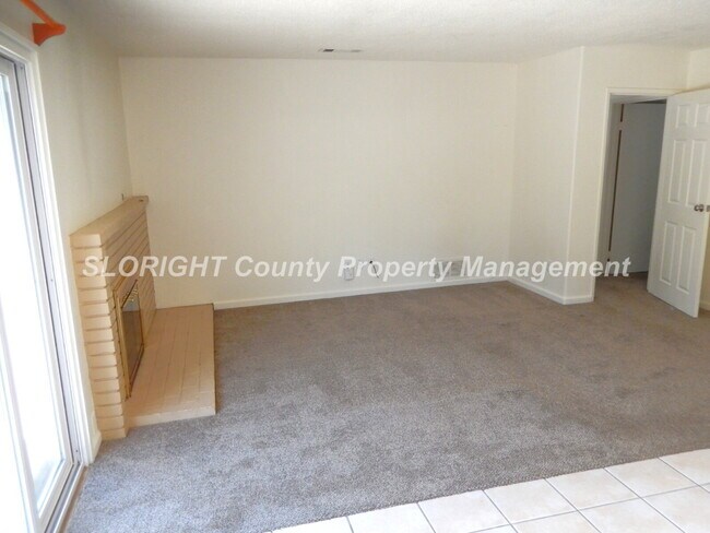 Building Photo - AVAILABLE JULY - Light and Airy Laguna Lake Home - 4 Bed / 2 Bath