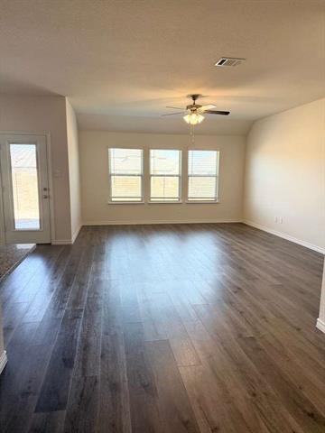 Building Photo - 804 Marigold St