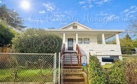 Building Photo - Sonora Sweet Spot | Updated 2BR, Soaking Tub, Fenced Yard + Porch