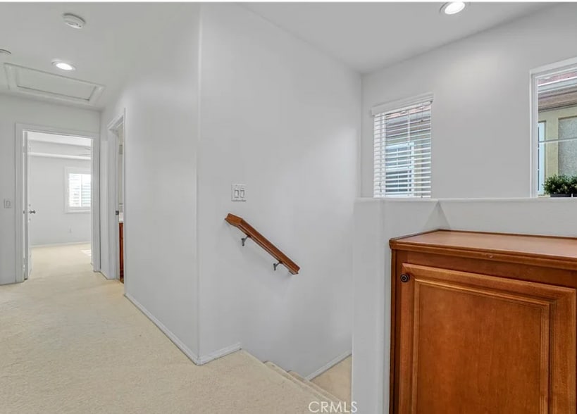 Building Photo - 1309 Songbird Way