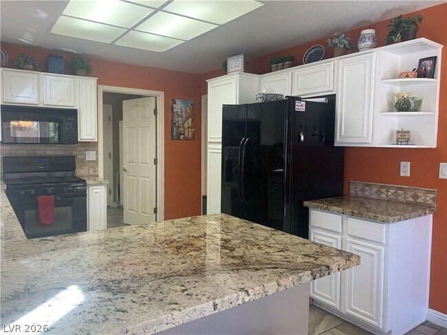 Building Photo - 2924 Crown Ridge Dr