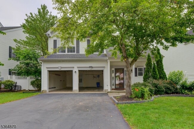 Building Photo - 5 Marco Polo Ct