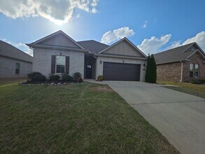 Building Photo - 228 Pumprock Dr