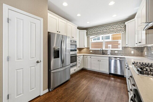 Building Photo - 14141 Fairwind Ln