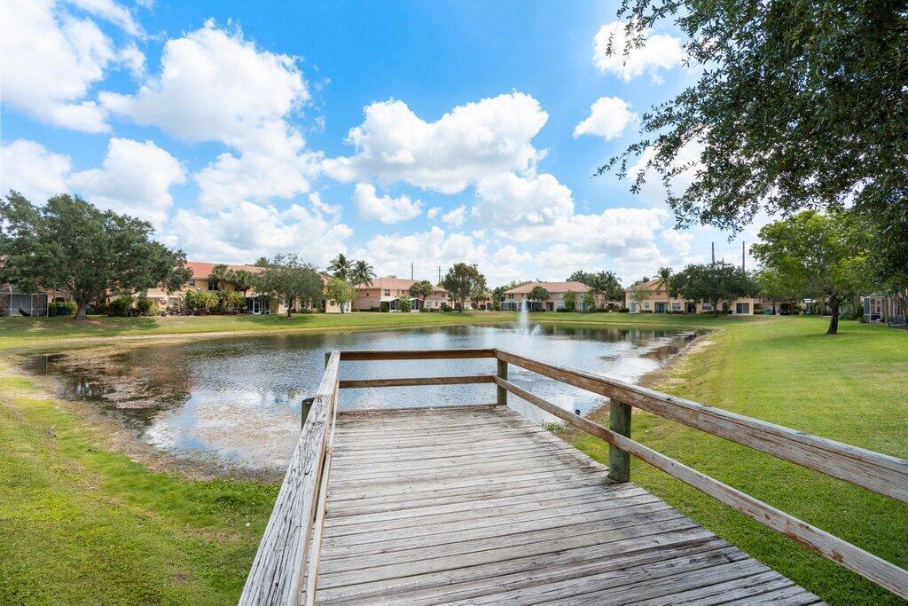 Building Photo - 453 Rainbow Springs Ter