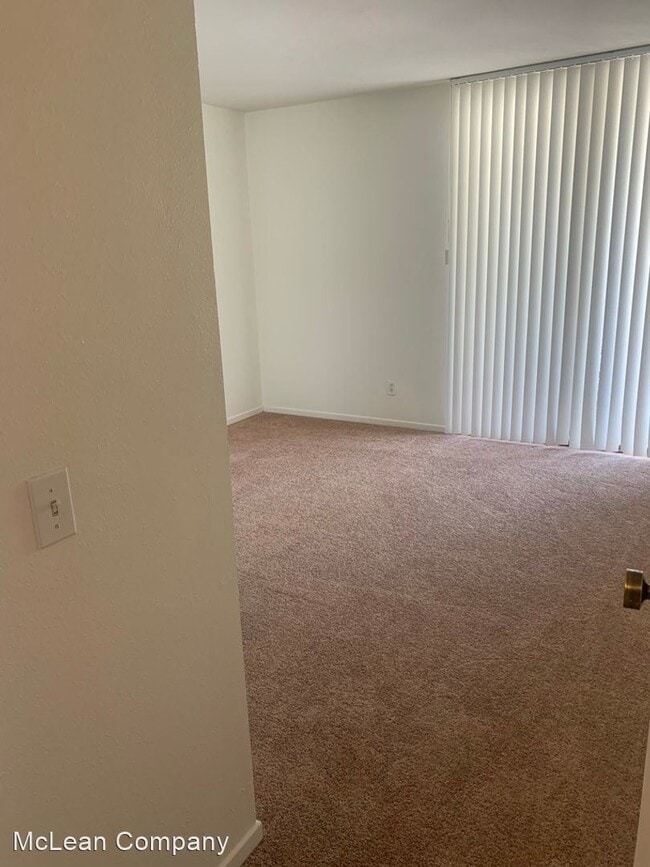 Building Photo - 2 br, 2 bath House - 2099 Caliente Drive