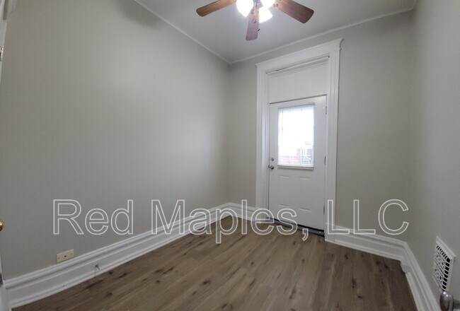 Building Photo - 3420 Keokuk St