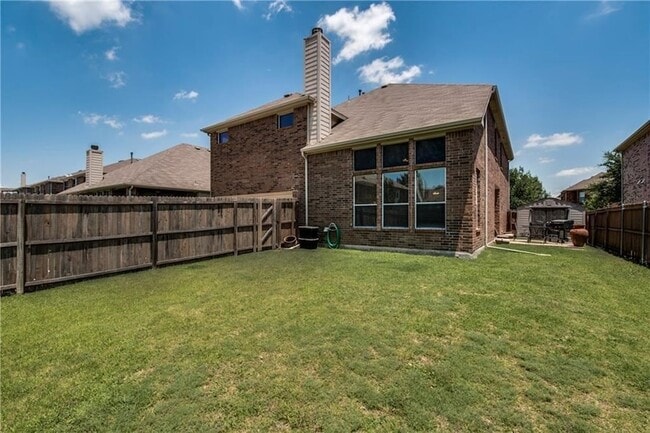 Building Photo - 13393 Mondovi Dr