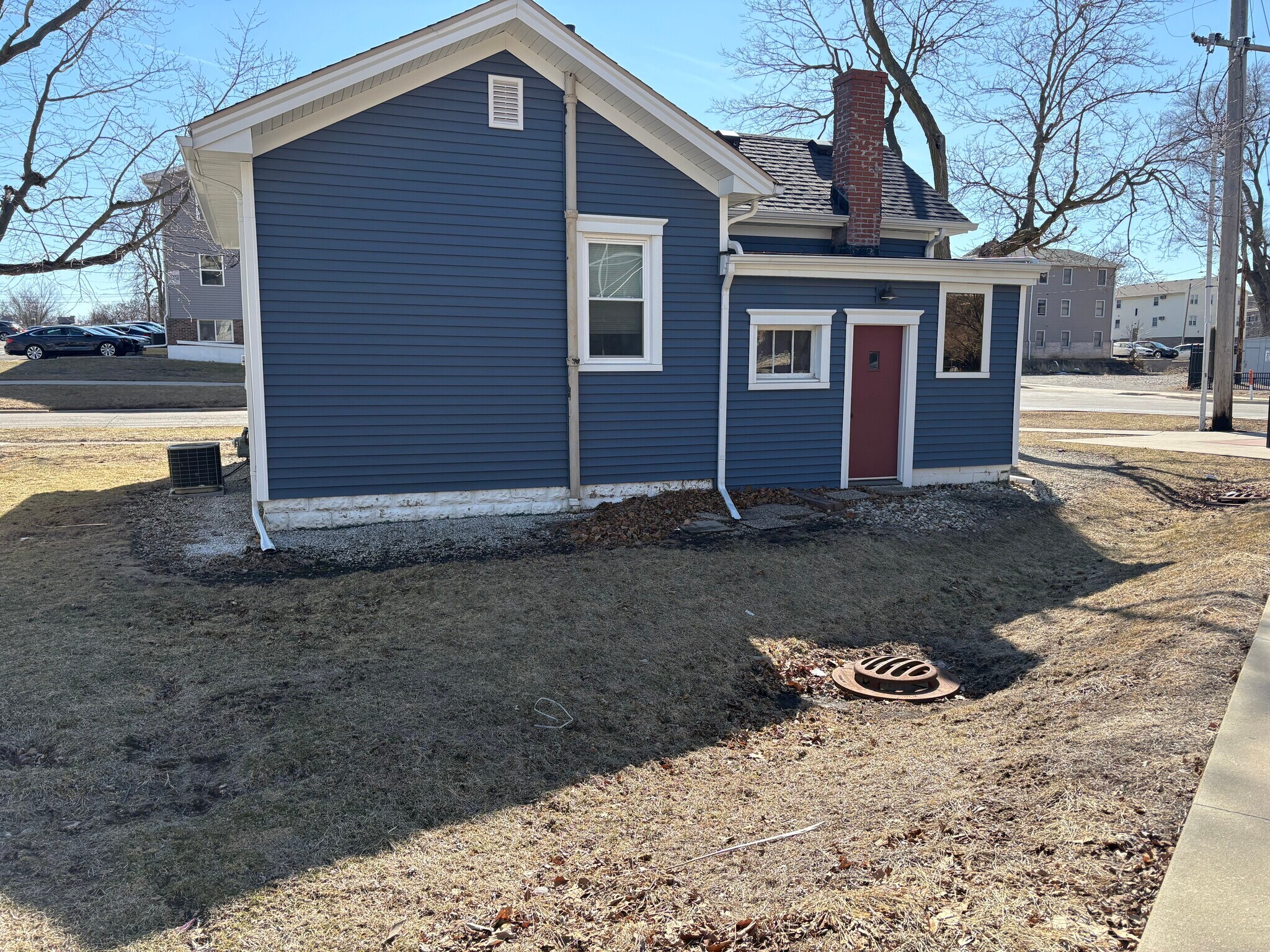 Building Photo - 110 W Phoenix Ave