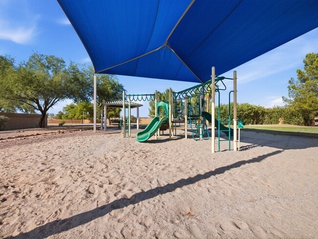 Building Photo - Spacious Cul-de-Sac Living with Modern Comforts & Community Perks