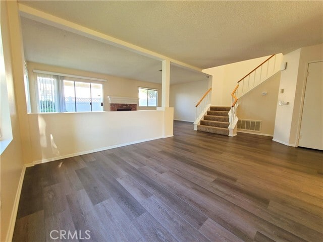 Building Photo - 25670 Huron St