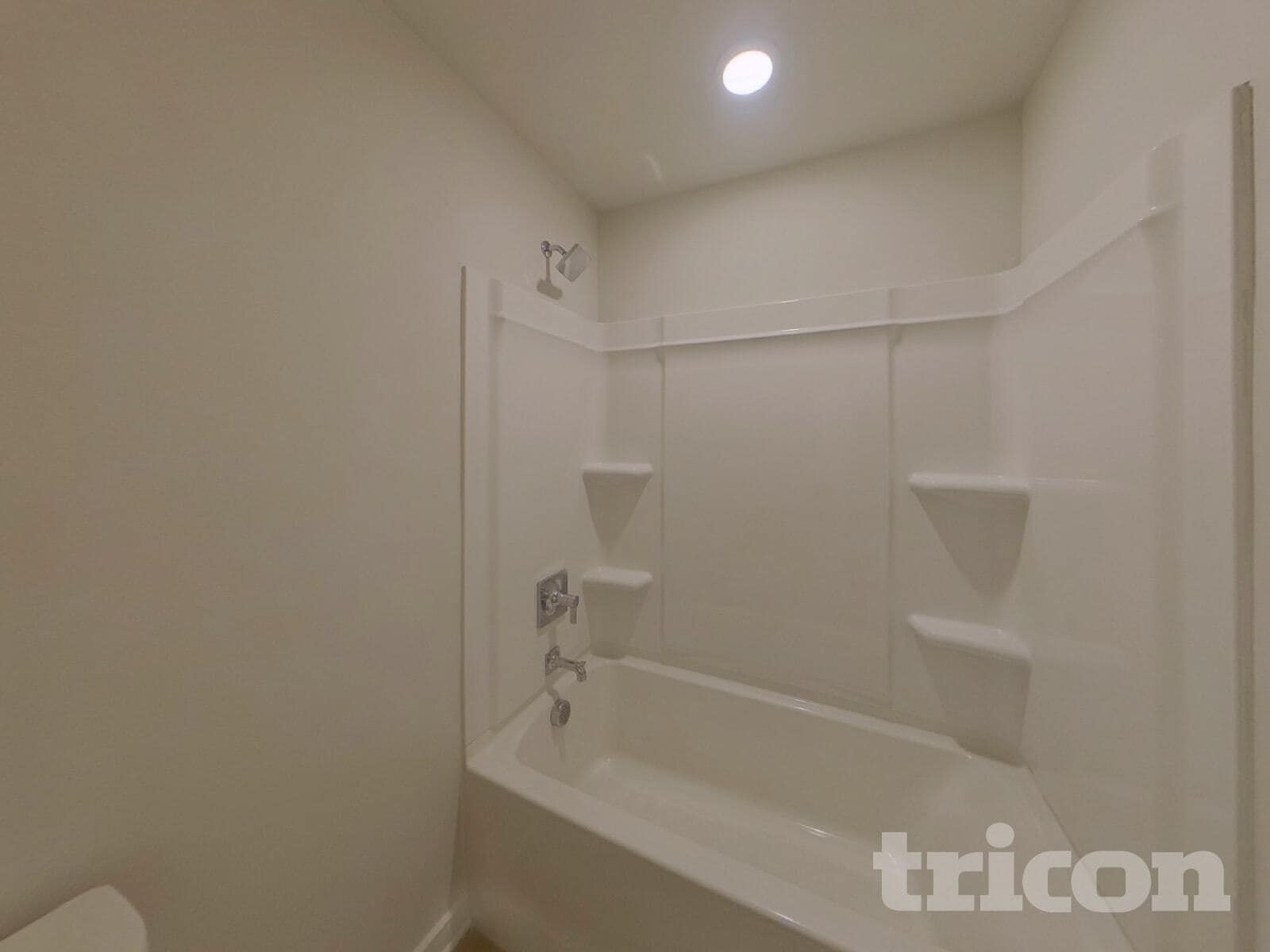 Building Photo - 2412 Appalachian Trl Dr