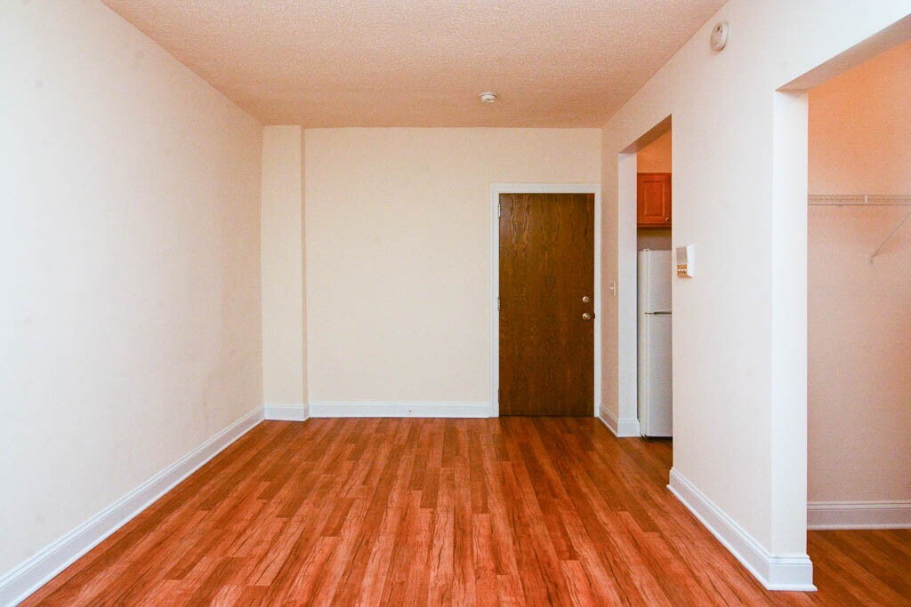 Building Photo - 1742 N Humboldt Blvd