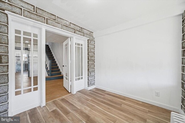 Building Photo - 703 N 66th St