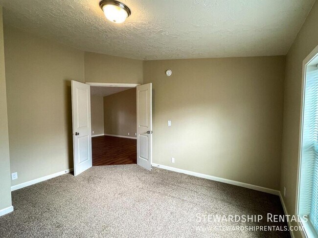Building Photo - 1313 Bramblewood Ln