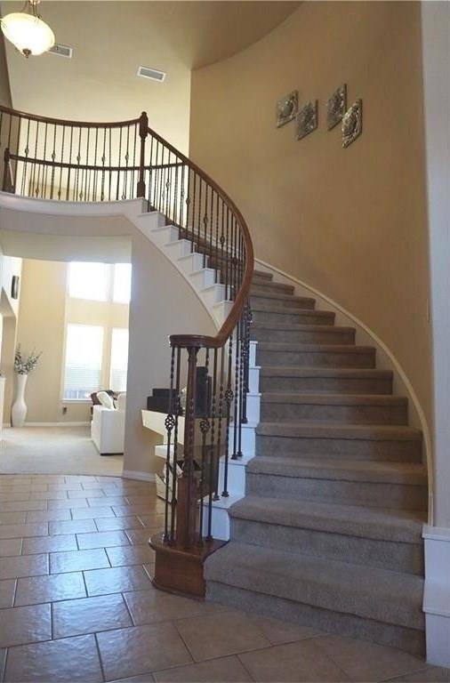 Building Photo - 1019 Amesbury Dr