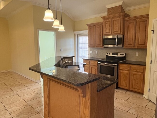 Building Photo - 2565 Sands Dr