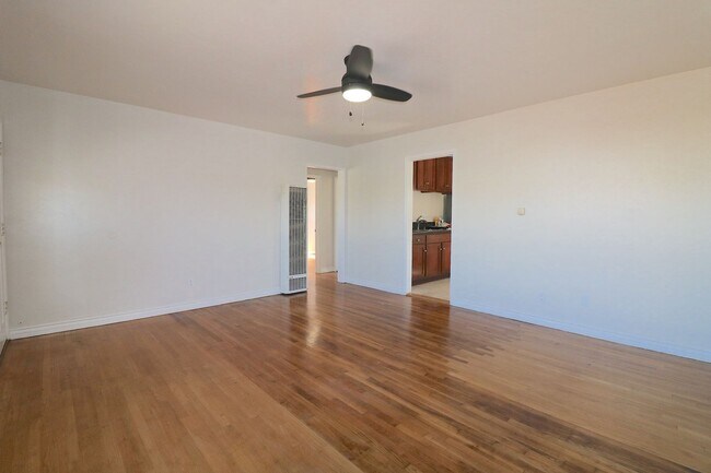 Building Photo - 4559 34th St