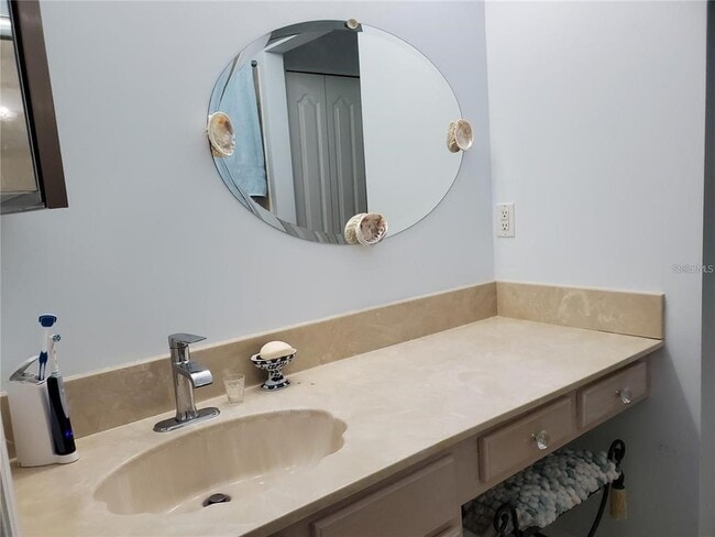 Building Photo - 1237 Corinth Greens Dr