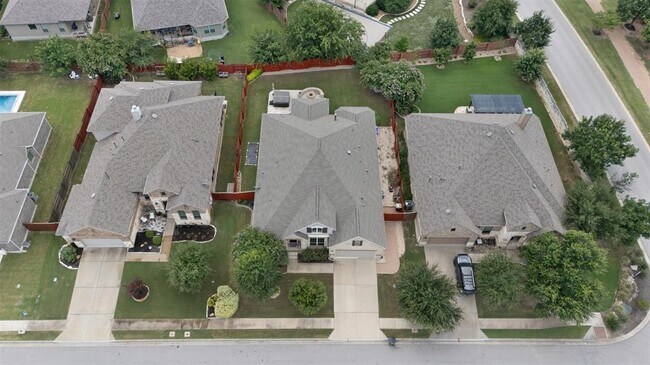 Building Photo - 304 El Ranchero Rd