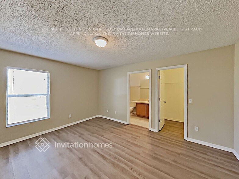 Building Photo - 1791 Oakgrove Ave