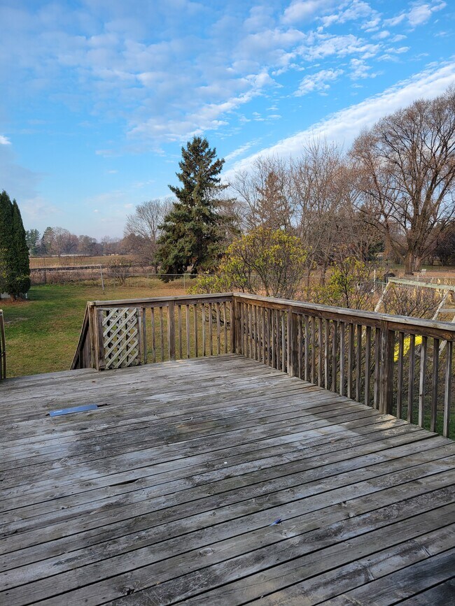 Building Photo - 11024 Swallow St NW