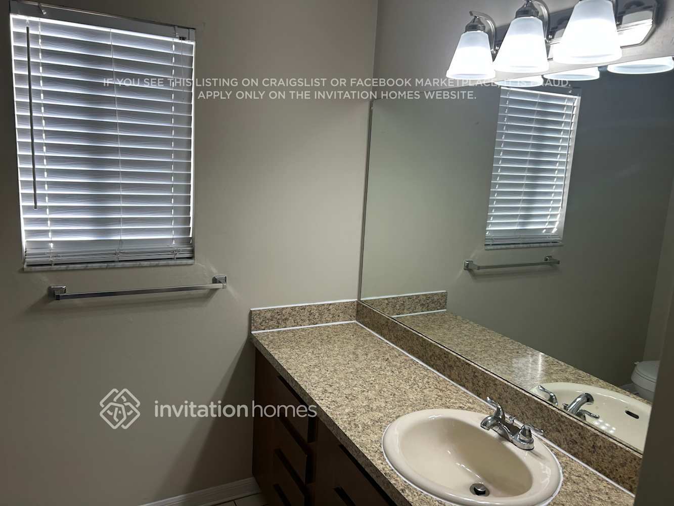 Building Photo - 3915 Penrod Ln