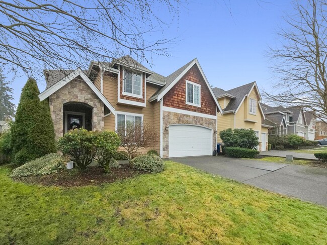 Building Photo - Spacious 5-Bedroom Family Home Near 405 wi...