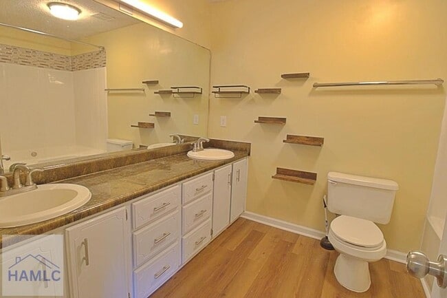Building Photo - 205 Tempest Ln