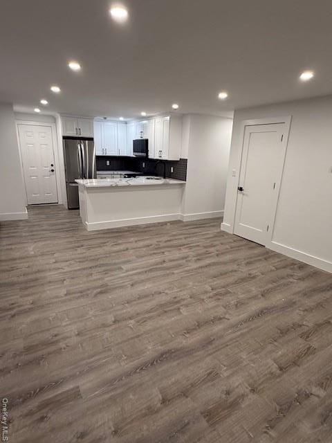 Building Photo - 19 Bellport Ln