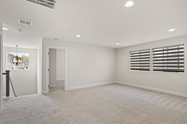 Building Photo - 5613 Farmstead Pl