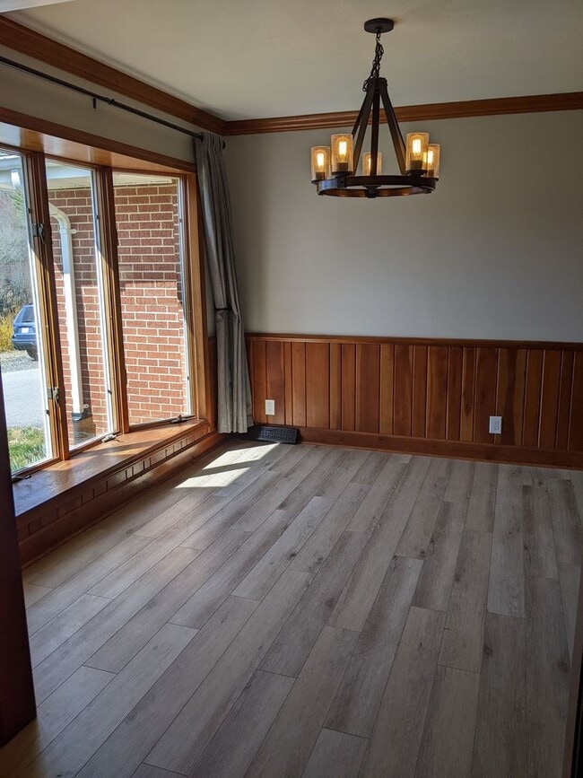 Building Photo - 5990 Idlewild Rd